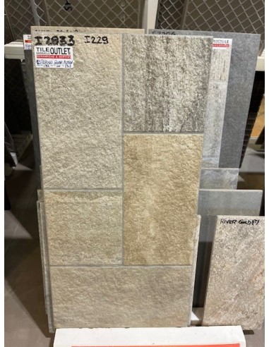 Flooring 30,8X61,5 QUARZ ALMOND GRIP R11 MQ1,32
